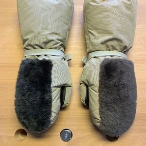 Vintage Eddie Bauer Mt. Everest Expedition Mittens